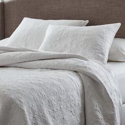 Stone & Beam Vintage-Inspired Full/Queen Coverlet Set