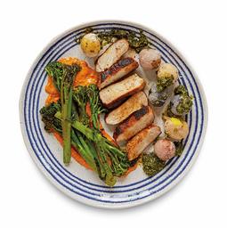 Amazon Meal Kits, Roasted Pork Medallions with Salt-Crusted Potatoes and Broccolini, Serves 2