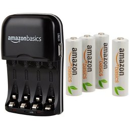 AmazonBasics Chargeur de piles Ni-MH AA et AAA avec port USB + 4 piles rechargeables type AA 1000 cycles