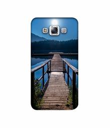 Amazon Brand - Solimo Designer Wooden Beach 3D Printed Hard Back Case Mobile Cover for Samsung Galaxy E7