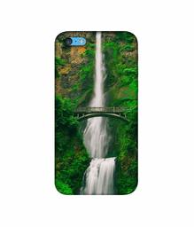 Amazon Brand - Solimo Designer Waterfall 3D Printed Hard Back Case Mobile Cover for Apple iPhone 5C