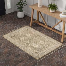 Amazon Brand – Stone & Beam Kelsea Vintage-Inspired, Tassled Wool Area Rug, 4 x 6 Foot, Beige and Grey