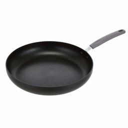 AmazonBasics Hard Anodized Non-Stick 12.5-Inch Skillet