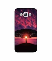 Amazon Brand - Solimo Designer Nature Digital Painting 3D Printed Hard Back Case Mobile Cover for Samsung Galaxy E7