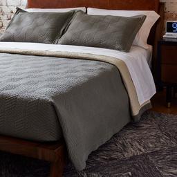 Rivet Modern Stone Washed Textured Geo Coverlet Full/Queen Set