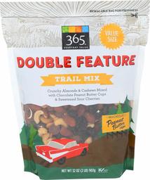 365 EVERYDAY VALUE Double Feature Trail Mix - Family Size, 32 OZ