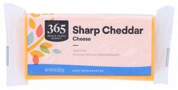 365 by Whole Foods Market, Cheese Bar, Sharp Cheddar, 8 Ounce (Packaging May Vary)