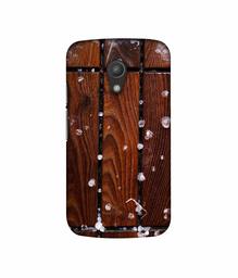 Amazon Brand - Solimo Designer Wood with Snow 3D Printed Hard Back Case Mobile Cover for Motorola Moto G 2nd Generation