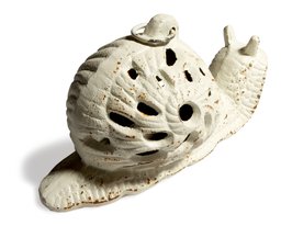 Strathwood Decorative Cast Iron Snail-Shaped Candle Holder with White and Rust Finish