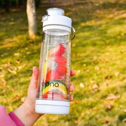 BOTTLED JOY Infuser Waterfles, Flip-top Bite Valve BPA-vrije brede mond 100% lek Proof Sport Fruit Infuser flessen 20oz 600ml (wit)