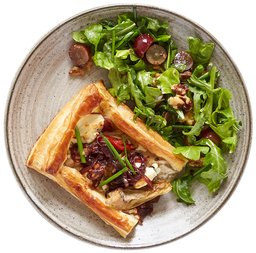 Amazon Meal Kits, Goat Cheese Galettes with Grape Walnut Salad, Serves 2