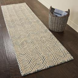 Amazon Brand – Rivet Contemporary Chevron Area Rug, 7' 6