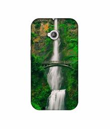 Amazon Brand - Solimo Designer Waterfall 3D Printed Hard Back Case Mobile Cover for Motorola Moto E 2nd Generation