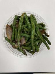 Roasted Green Beans with Red Onion