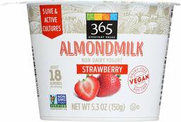 365 Everyday Value, Almondmilk Non-Dairy Yogurt, Strawberry, 5.3 oz