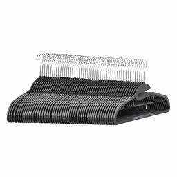 AmazonBasics Lot de 50 cintres en plastique ultra robustes antidérapants avec caoutchouc et barre horizontale Gris