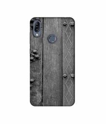 Amazon Brand - Solimo Designer Old Time Gate 3D Printed Hard Back Case Mobile Cover for Asus Zenfone Max (M2) ZB633KL