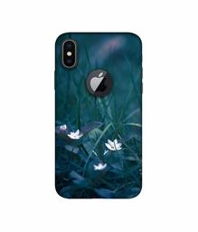 Amazon Brand - Solimo Designer White Flower 3D Printed Hard Back Case Mobile Cover for Apple iPhone X (Logo Cut)