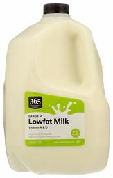 365 by Whole Foods Market, Grade A Milk, Lowfat, 128 Fl Oz