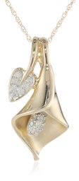 10K Yellow Gold Calla Lily Diamond Pendant Necklace (1/10 cttw, I-J Color, I2-I3 Clarity)