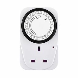 AmazonBasics Energy-Saving Weekly Mechanical Segment Timer Plug