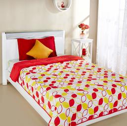 Amazon Brand - Solimo Arendale Microfibre Printed Quilt Blanket, Single, 120 GSM, Yellow and Red