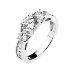 [Find] Amazon Collection Rhodium Plated Sterling siruba-kuriaraundokyu-bikkuzirukonia 3 Stone Ring, Size 11 