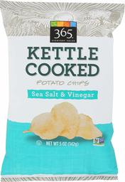 365 Everyday Value, Kettle Cooked Potato Chips, Sea Salt & Vinegar, 5 oz