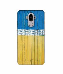 Amazon Brand - Solimo Designer Wooden Pattern 3D Printed Hard Back Case Mobile Cover for Huawei Mate 9