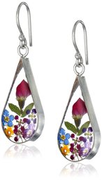 Örhängen i droppform, pressad blomdesign, sterlingsilver