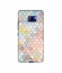 Amazon Brand - Solimo Designer Small Squre Texture 3D Printed Hard Back Case Mobile Cover for HTC U Ultra