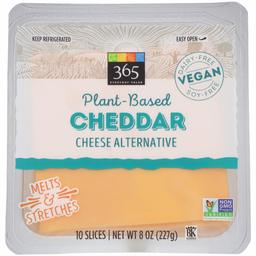 365 EVERYDAY VALUE Non-Dairy Cheddar Slices, 8 OZ